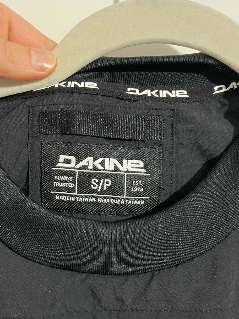 NWT Dakine Cruiser Insulated Crew, unisex